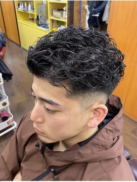 ヘアーパークキューブ 0.5mmフェード×オールバックスパイラル