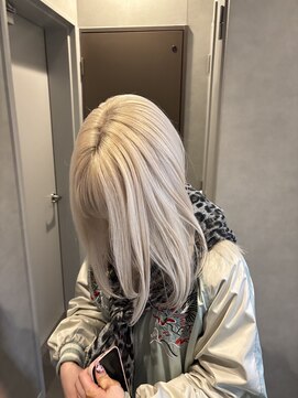 ソル 栄矢場町(SOL) ホワイトブロンド