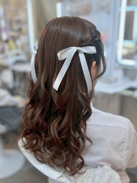 アトリエビューティーアミュ(atelier beauty AmU) 推し活 イベント 量産型 編み込みハーフツイン+リボン
