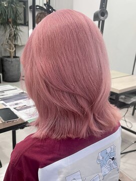 ロウル 渋谷(LOWRL) ピンク/ブリーチ/ハイトーン/ケアブリーチ/エクステ