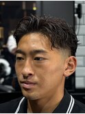 ナチュラルパーマ フェード メンズ