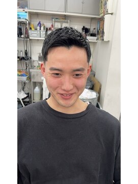 チルチェア 中野店(CHILL CHAIR) フェザーアップ × ミドルスキンフェード