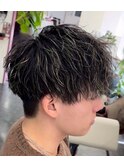 メンズハイライト　メッシュ　ブリーチ　メンズシャドウパーマ