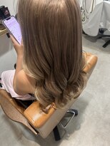 アヤジンビオス店(Ayajn bios)&nbsp;ベージュカラー
