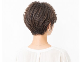 ハーティス ヘアー(HEARTIS HAIR)の写真/360度どこから見ても綺麗なシルエットに◎ご自宅での再現性を考えたカットで扱いやすさ抜群のスタイルへ☆