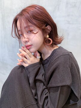 イル(ill) オレンジブラウン　ボブ