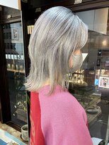 マセナ(Masena)&nbsp;ミディアムレイヤー×ホワイトシルバー