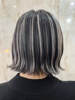 ラビス(Lovis)&nbsp;ミディアム/暗めカラー/デザインカラー/フェイスフレーミング