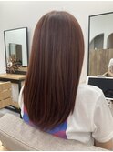 重たすぎない軽やかなシャイニーレッド