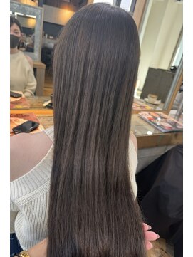 アクター(actor) 【Ayane】外国人風スモーキーカラー×艶髪ロングヘア