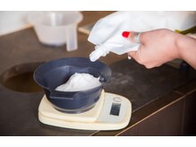 薬剤塗布を行います（１剤塗布）