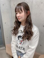 エウペ 渋谷(WEUPE)&nbsp;斜めバング/グレージュカラー/デザインカラー/シルキーベージュ