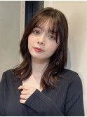 顔周りレイヤーカットくびれヘアミルクティーベージュカラー