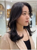 ミディアムレイヤーカット黒髪