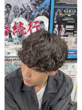 韓国風クリっとスパイラルシャドウパーマメンズマッシュ