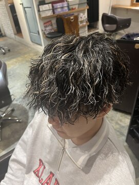 アルーシェ 錦糸町店(Alushe) ツイストスパイラルパーマ×ハイライト