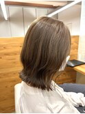 レイヤーボブとグレージュカラー