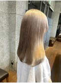 シアベージュ