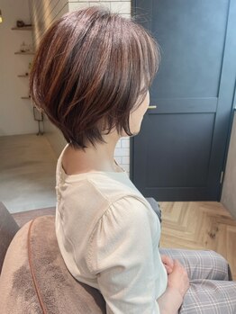 アミーヘアルーム(amie hair room)の写真/《大人女性にピッタリ》リラックスできる非日常空間で、あなたのライフスタイルに合ったショートヘアを提案