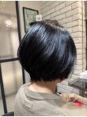 【大人女性】小顔を叶える◎上質美シルエットのショートボブ