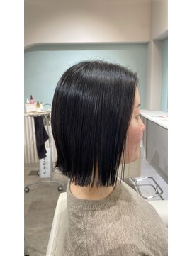 切りっぱなしボブ