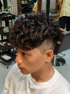 グロウ 博多店(growth) スペインカール