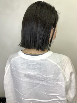 オースト ヘアー ステラ 新宿店(Aust hair Stella) 大人かわいい切りっぱなしボブ×ブルージュ　K