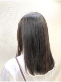 ナチュラルストレート/ロング/黒髪/30代40代/ボリュームダウン