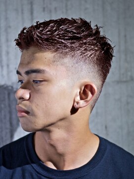 モイ(moy) フェードカット メンズパーマ メンズカット〔浅草/上野/蔵前〕