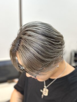 トモズヘアデザイン(Tomo's Hair Design) メンズバレイヤージュ