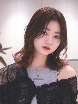 テクネ 天神大名(techne) 天神大名顔周りレイヤーカットミディアムボブタッセルボブ今泉