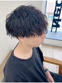 韓国マッシュ　センターパート　フェザーパーマ　メンズ