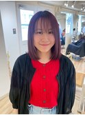 ピンクベージュ