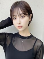 ウィールールピヴォクロス(WE RULE pivot cross)&nbsp;20代30代40代50代/耳掛け可能な大人可愛いショートボブスタイル