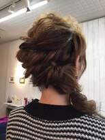 ダブル ヒッチ ヘア(W Hitch hair)&nbsp;ネジリサイドヘア