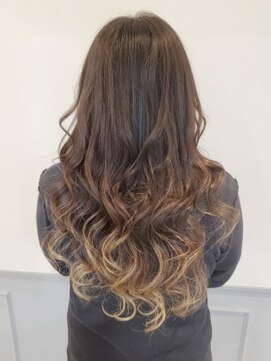 グランシュ 青葉台店(GranCieux) グラデーションカラー×華やかウエーブ☆