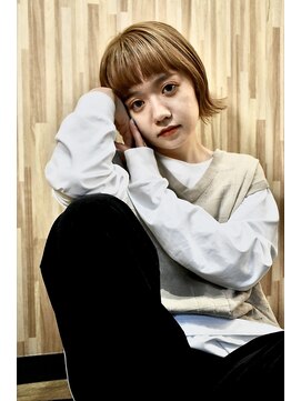 ブゾン(buZon) 【buzonブゾン】切りっぱなしボブ×ミルクティーベージュ