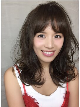 ギミック 自由が丘(gimmick) ふんわりミディアムマロンベージュ【自由が丘髪質改善サロン】