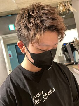 ザ マイル(The mile) スキンフェードアップバング刈り上げショートツーブロック