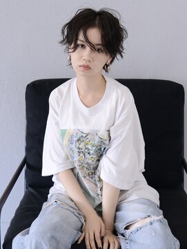 ロアー ヘアー ワメン(RAWR hair WaMen) 【RAWR】メンズライク_センターパートパーマスタイル