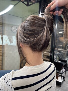 ラフ(LAFF) #バレイヤージュ#グレージュカラー#ボブウルフ#ココアベージュ