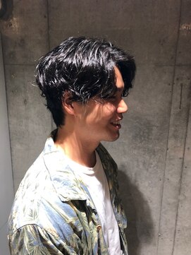 髪質改善ヘアエステ フランネル 経堂(Flannel) センターパートツイストスパイラルパーマ