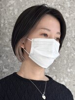 サンク 原宿 表参道(cinq)&nbsp;インナーカラーベージュイヤリングカラーショートボブハイトーン