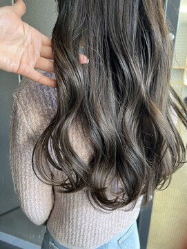 ポール(pole) 札幌ロングヘア　オリーブグレージュレイヤーカット