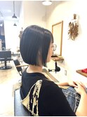 ボブイヤリングカラーケアブリーチ黒髪インナーカラー辻堂