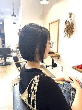 フィニティー 辻堂(finity) ボブイヤリングカラーケアブリーチ黒髪インナーカラー辻堂