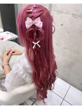 トーキョー オタクヘアー(TOKYO OTAKU HAIR) フリルハートのハーフツイン♪