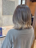 モアムー(Moremuu)&nbsp;裾カラー