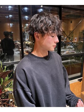 ジジ プラス デザイン(GIGI＋design) ツイストスパイラル