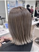 ★ハイライトカラー×グレージュ